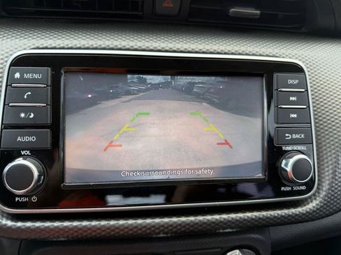 Used 2019 Nissan Kicks S FWD image 16