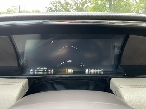 Used 2019 Lincoln Navigator Reserve AWD/4WD image 19
