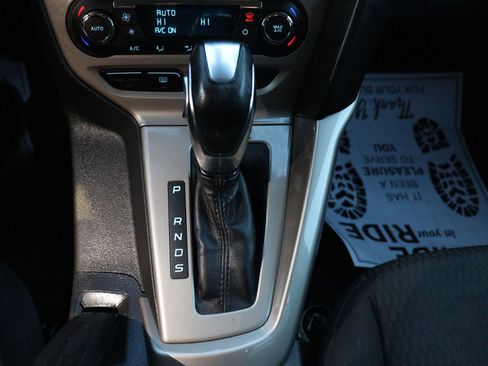 Used 2012 Ford Focus SEL image 25