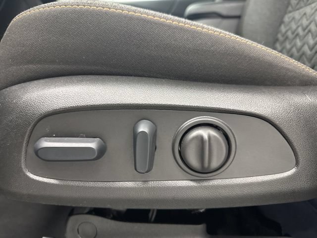 Used 2024 Chevrolet Equinox LT FWD image 10