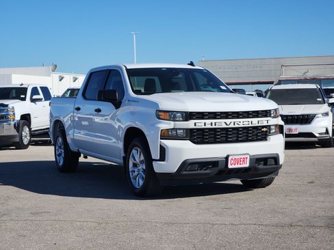 Used 2022 Chevrolet Silverado 1500 Custom w/ Safety Confidence Package RWD image 3