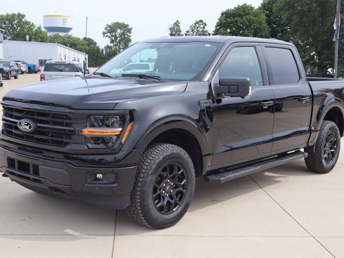 Used 2025 Ford F150 XLT w/ Equipment Group 302A MID AWD/4WD image 2
