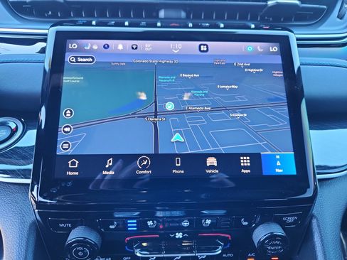 Used 2024 Jeep Grand Cherokee Trailhawk w/ Advanced Protech Group II image 28