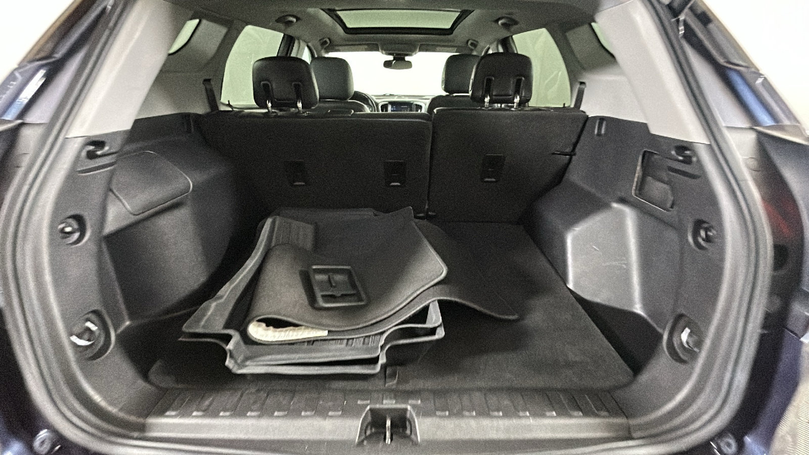 Used 2018 GMC Terrain SLT w/ Preferred Package AWD/4WD image 33