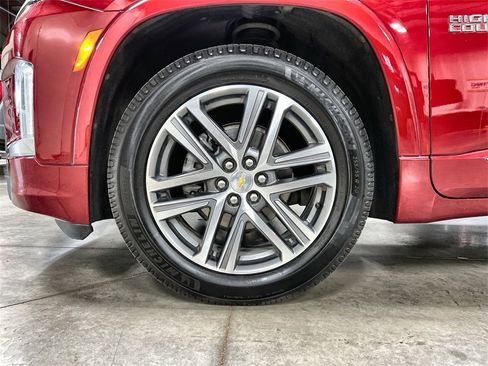 Used 2023 Chevrolet Traverse High Country w/ LPO, Floor Liner Package image 10