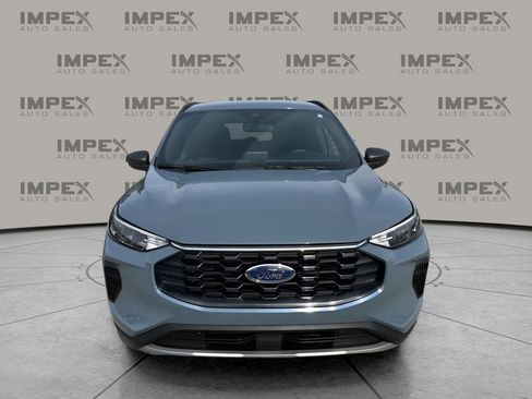 Used 2025 Ford Escape ST-Line image 8