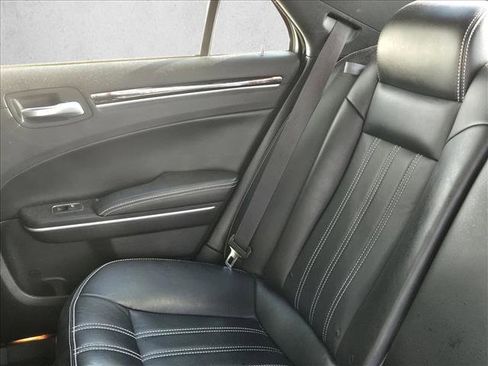 Used 2019 Chrysler 300 S image 20