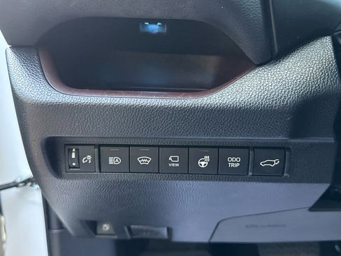 Used 2023 Toyota RAV4 Limited image 22