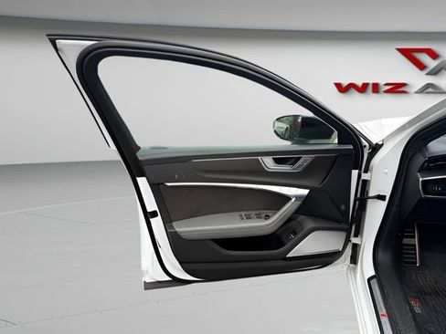 Used 2020 Audi S6 Prestige w/ Prestige Package image 16