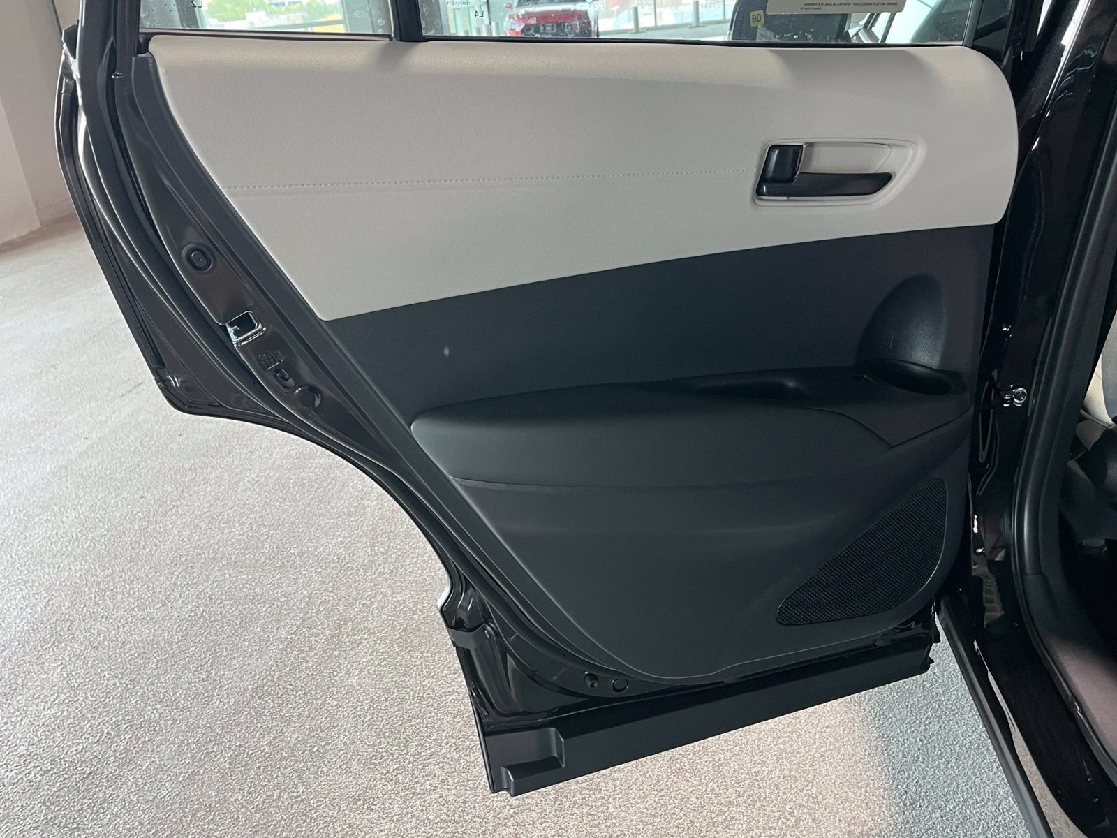 New 2026 Toyota Corolla Cross LE w/ Moonroof Package AWD/4WD image 34