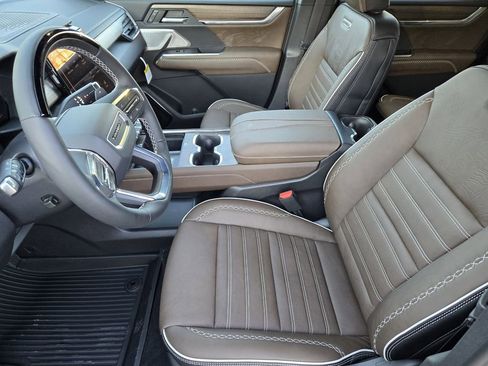 New 2026 GMC Acadia Denali Ultimate w/ LPO, Floor Liner Package image 9