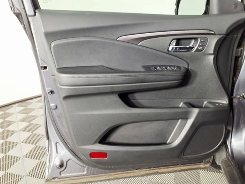 Used 2019 Honda Passport EX-L image 16