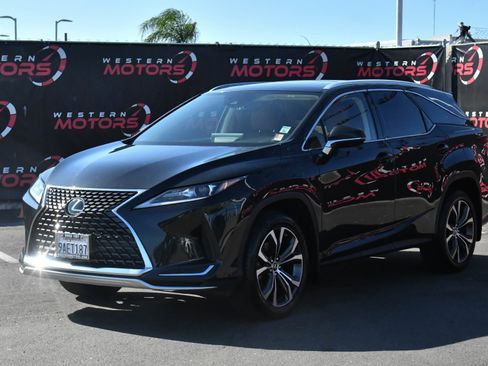 Used 2022 Lexus RX 350L FWD w/ Premium Package image 3