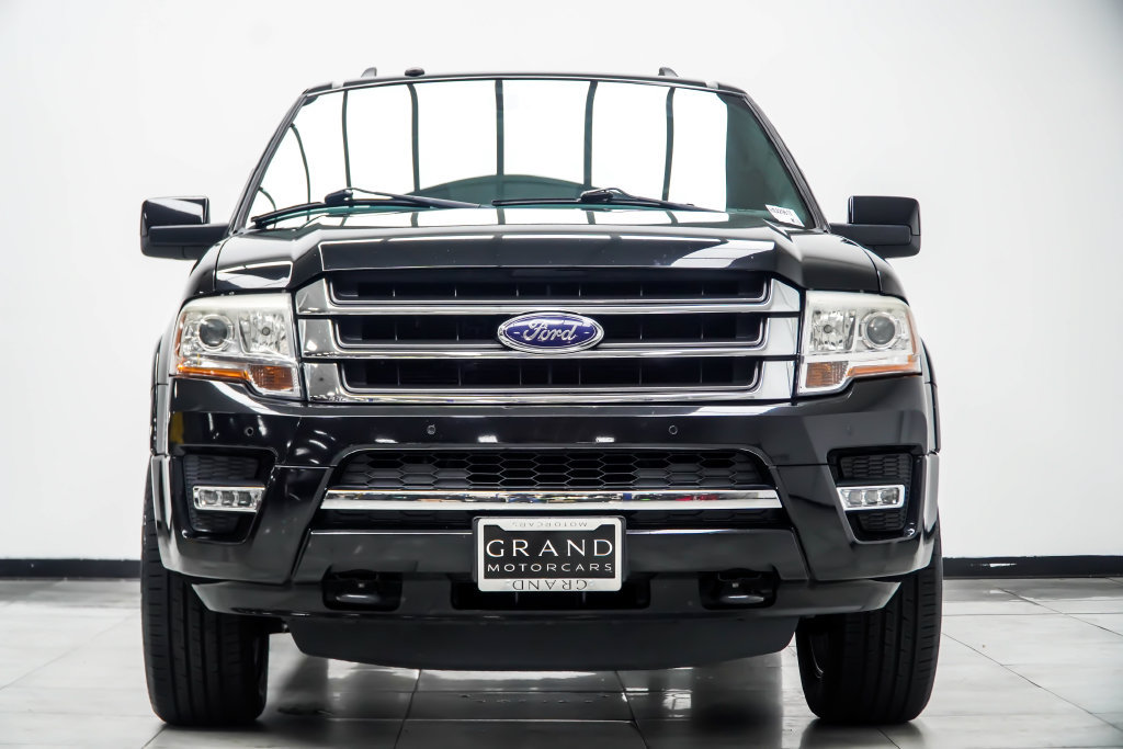 Used 2017 Ford Expedition Limited w/ Equipment Group 301A AWD/4WD image 11