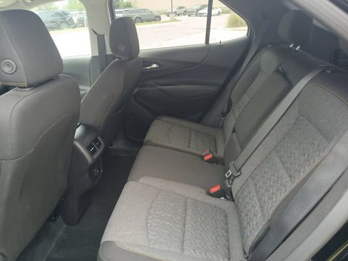 Used 2024 Chevrolet Equinox LT FWD image 25