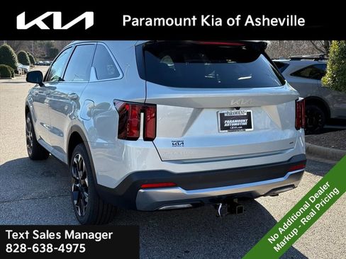New 2026 Kia Sorento EX image 4