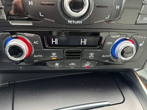 Used 2013 Audi Q5 2.0T Premium w/ Convenience Pkg image 36