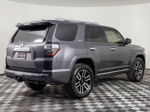 Used 2015 Toyota 4Runner Limited image 7