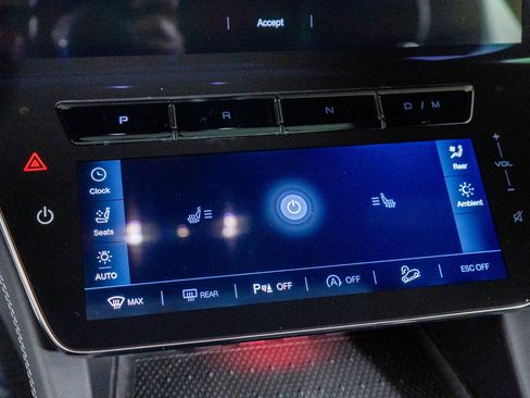 Used 2025 Maserati Grecale Modena image 43