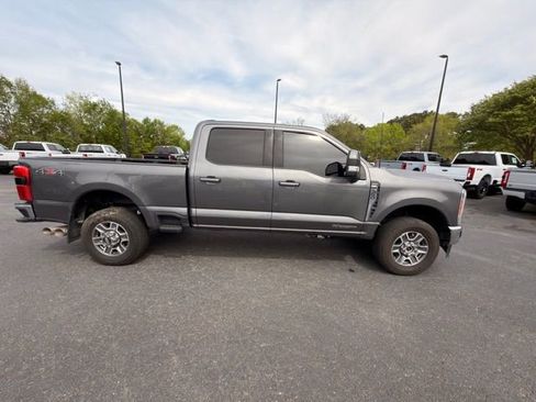 Used 2023 Ford F350 Lariat AWD/4WD image 17
