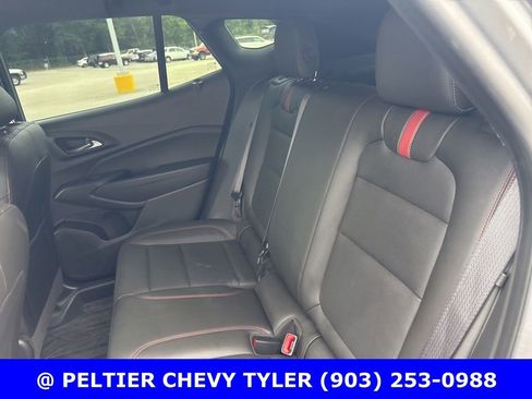 Used 2025 Chevrolet Trax RS w/ Driver Confidence Package FWD image 19