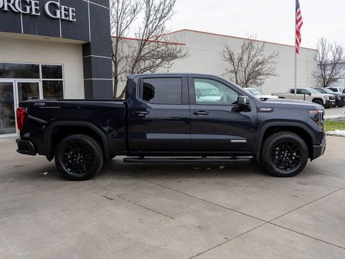 New 2026 GMC Sierra 1500 Elevation w/ Elevation Premium Package image 8