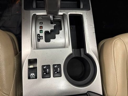 Used 2012 Toyota 4Runner Limited AWD/4WD image 46