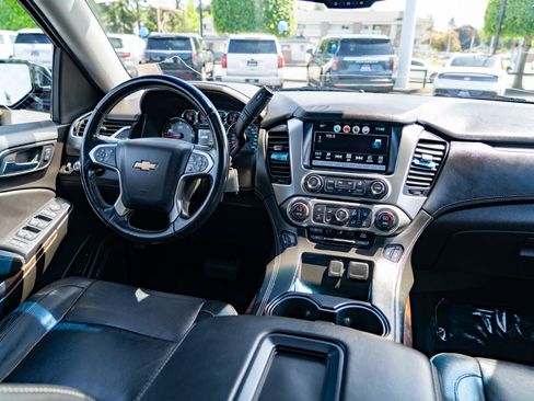 Used 2019 Chevrolet Suburban LT AWD/4WD image 24