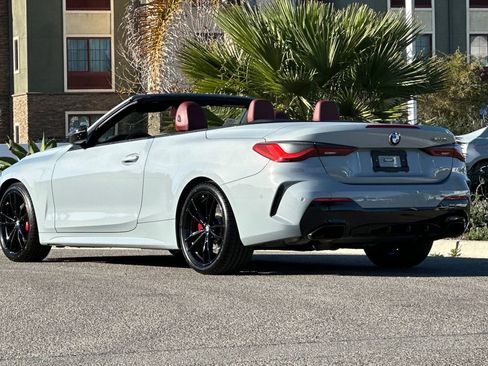 Used 2023 BMW M440i Convertible w/ Premium Package image 5
