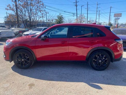 Used 2025 Honda HR-V Sport image 8