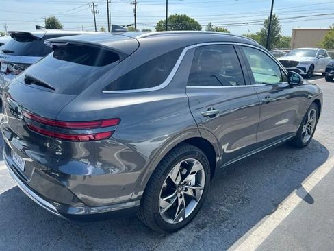 Used 2025 Genesis Electrified GV70 w/ Prestige Package AWD/4WD image 3