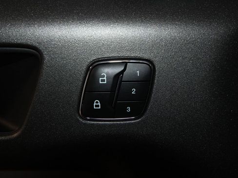 Used 2025 Ford Bronco Sport Badlands image 9