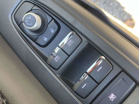 New 2025 Subaru Forester Limited image 5