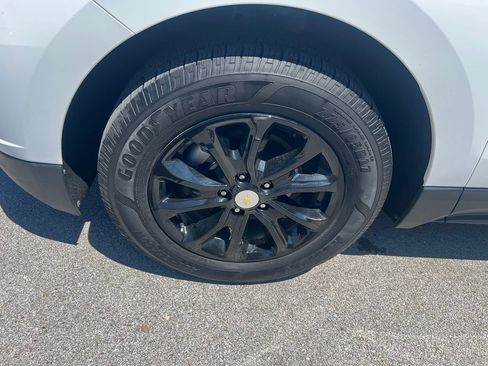 Used 2021 Chevrolet Equinox LT AWD/4WD image 13