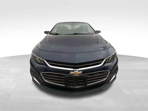 Used 2017 Chevrolet Malibu LT image 15
