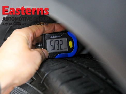 Used 2023 MAZDA CX-9 Touring image 28