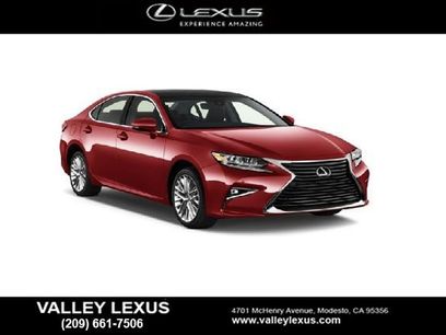 Used 2016 Lexus ES 350 w/ Navigation System Package