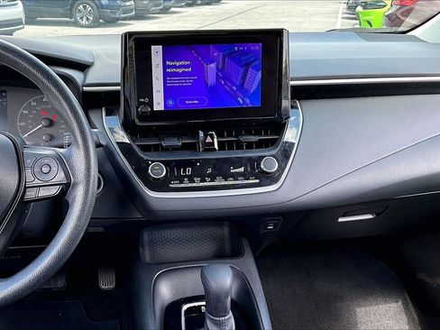 Used 2024 Toyota Corolla LE w/ LE Convenience Package image 9