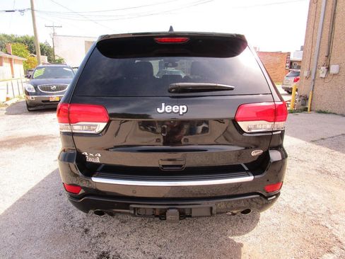 Used 2017 Jeep Grand Cherokee Overland AWD/4WD image 4