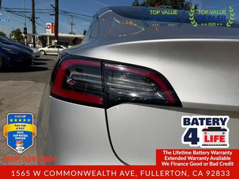 Used 2018 Tesla Model 3 Long Range RWD image 18
