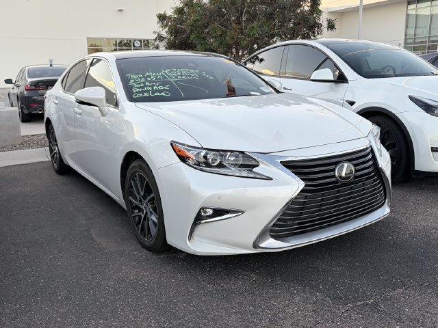 Used 2017 Lexus ES 350 w/ Navigation System Package FWD image 3