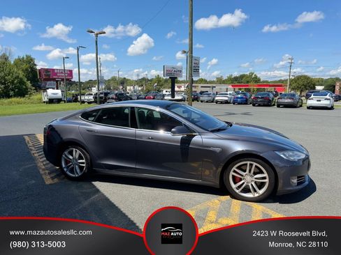 Used 2015 Tesla Model S 85D AWD/4WD image 3