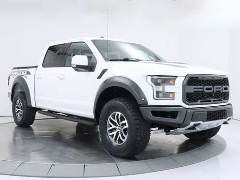 Used 2018 Ford F150 Raptor w/ Equipment Group 802A Luxury AWD/4WD image 7