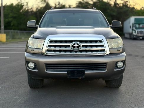 Used 2012 Toyota Sequoia SR5 image 8