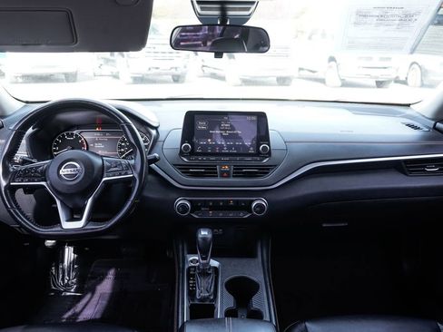 Used 2022 Nissan Altima 2.0 SR image 25