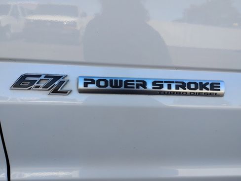 Used 2019 Ford F350 Platinum w/ Platinum Ultimate Package image 34