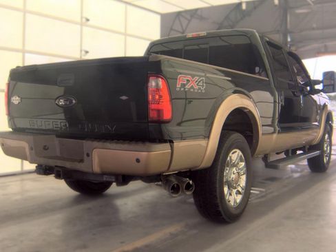 Used 2012 Ford F250 King Ranch w/ King Ranch w/Chrome Pkg AWD/4WD image 8