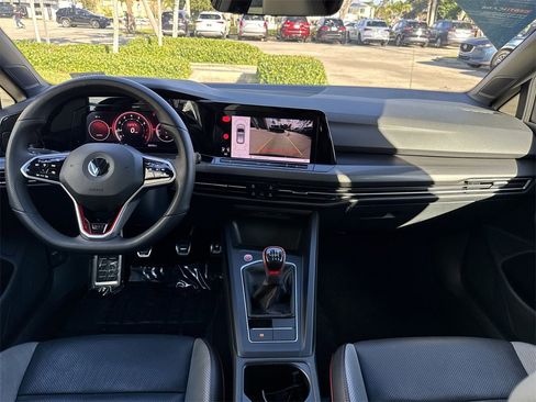 Used 2022 Volkswagen GTI SE image 15
