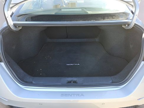 Used 2022 Nissan Sentra SV w/ All-Weather Package image 18