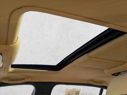 Used 2012 Bentley Flying Spur Flying Spur w/ Convenience Specification Pkg image 16